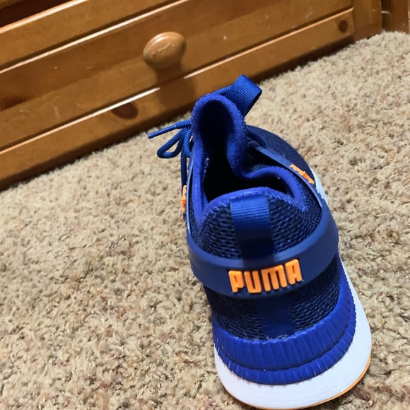 Puma shoes - Picture 5 of 8